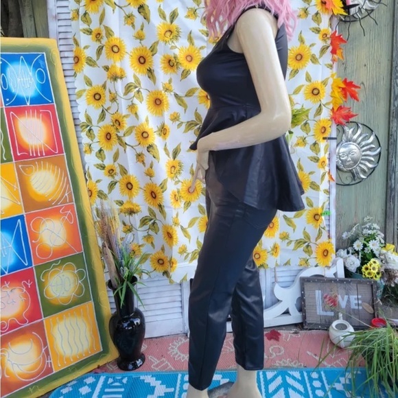 TWIK + H&M 2-PIECE faux leather outfit - Picture 7 of 7